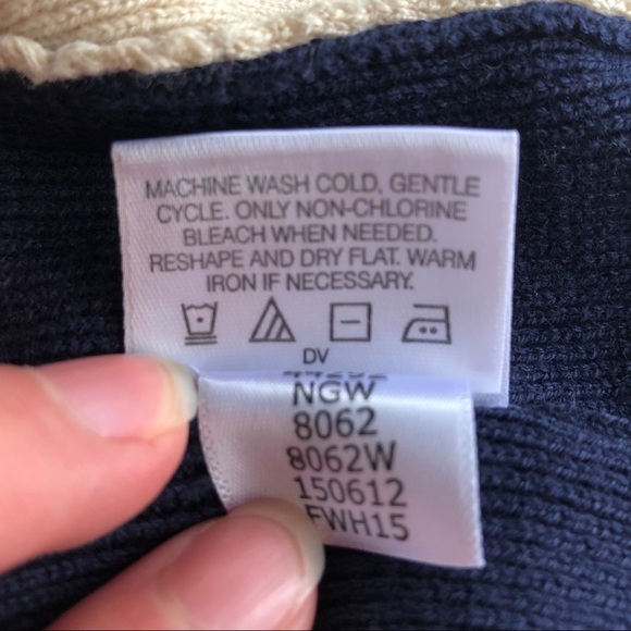 NWT kids navy blue and cream skirt. - Picture 5 of 6